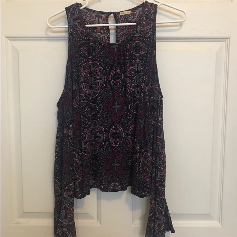 Hollister off the shoulder shirt